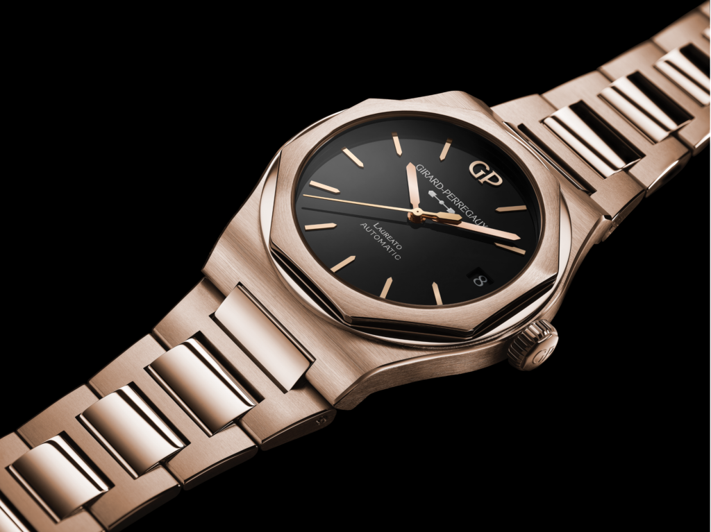 Girard-Perregaux Laureato In Gold And Onyx Is A Work Of Art